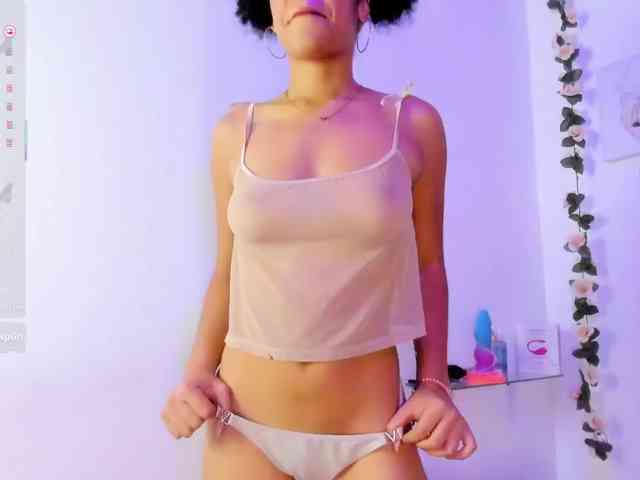 Baddie-Delayla webcam