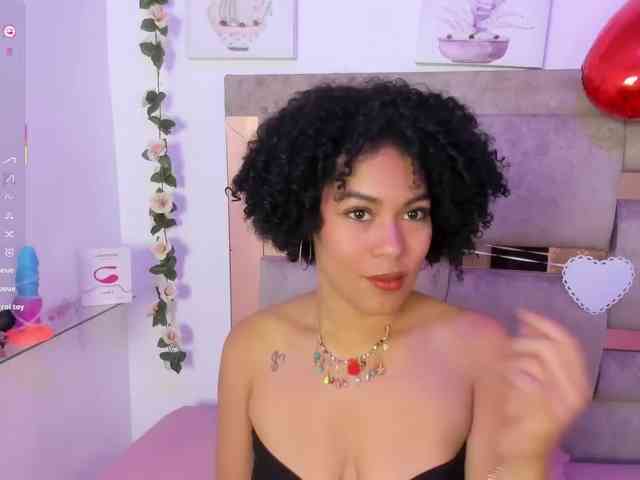 Baddie-Delayla webcam