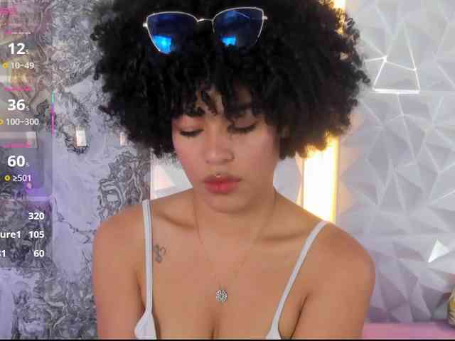 Baddie-Delayla webcam