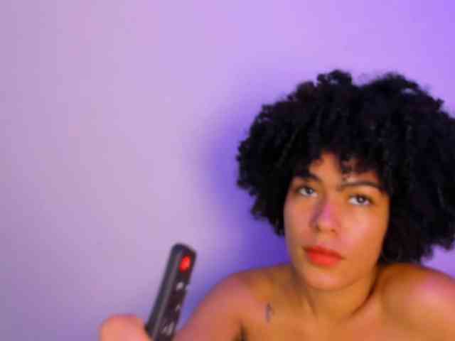 Baddie-Delayla webcam