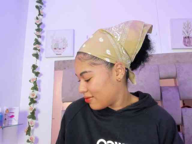 Baddie-Delayla webcam