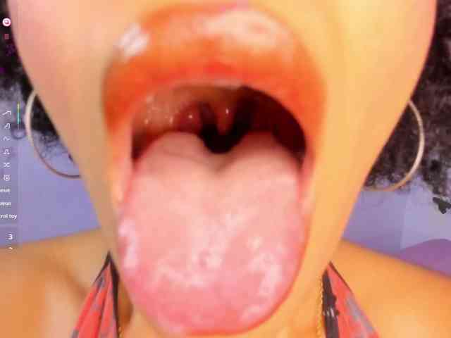 Baddie-Delayla webcam