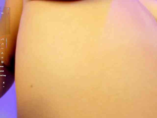 Baddie-Delayla webcam