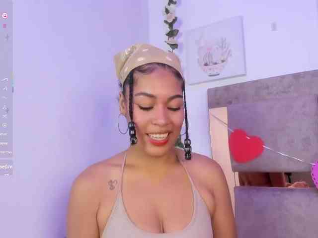 Baddie-Delayla webcam