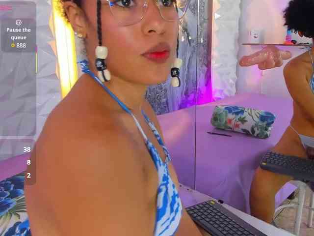 Baddie-Delayla webcam