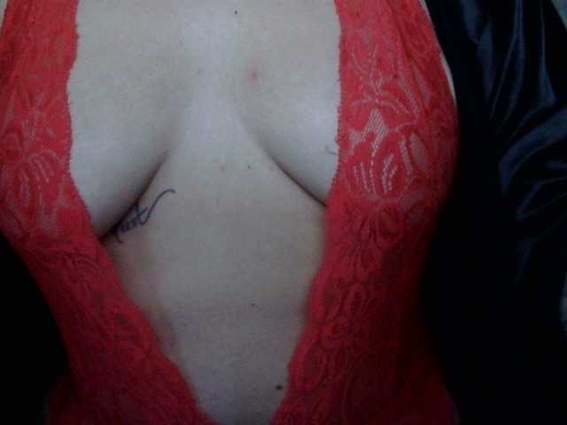 Alikaiwolf's BongaCams show and profile