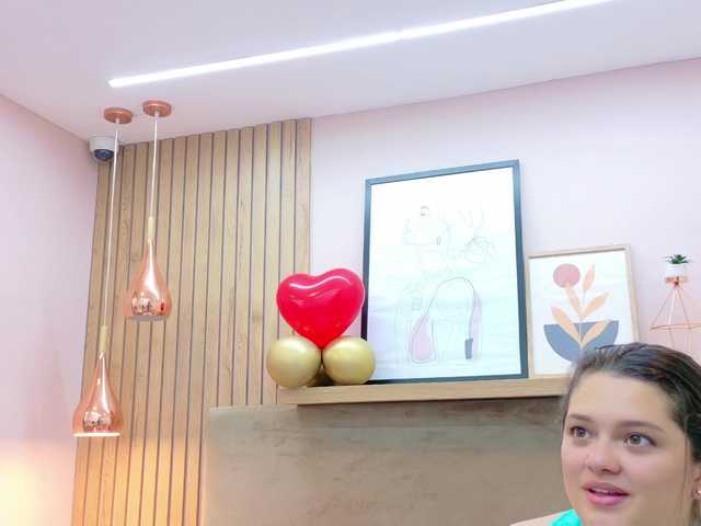 Tessa-Stone's BongaCams show and profile