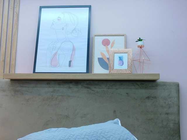 Tessa-Stone's BongaCams show and profile