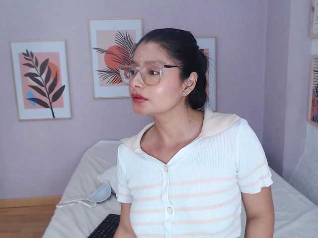 AliciaFox07's BongaCams show and profile