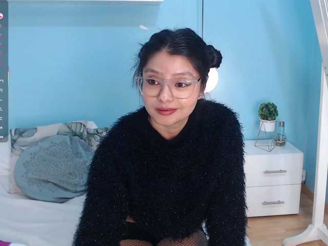 AliciaFox07's BongaCams show and profile