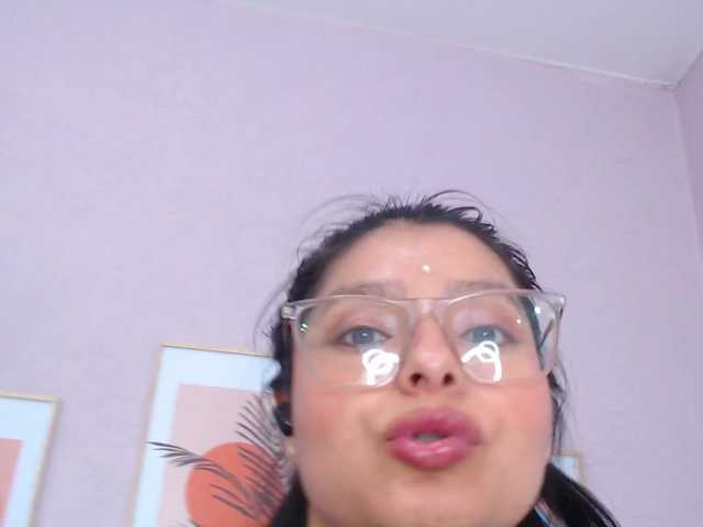 AliciaFox07's BongaCams show and profile