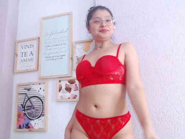 AliciaFox07 webcam