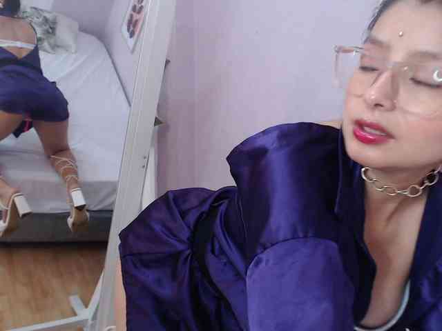 AliciaFox07 webcam