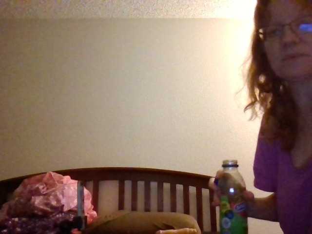 Lena-Ravenswood's BongaCams show and profile