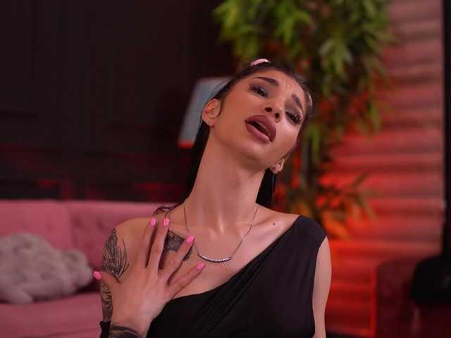 NyssaSky's BongaCams show and profile