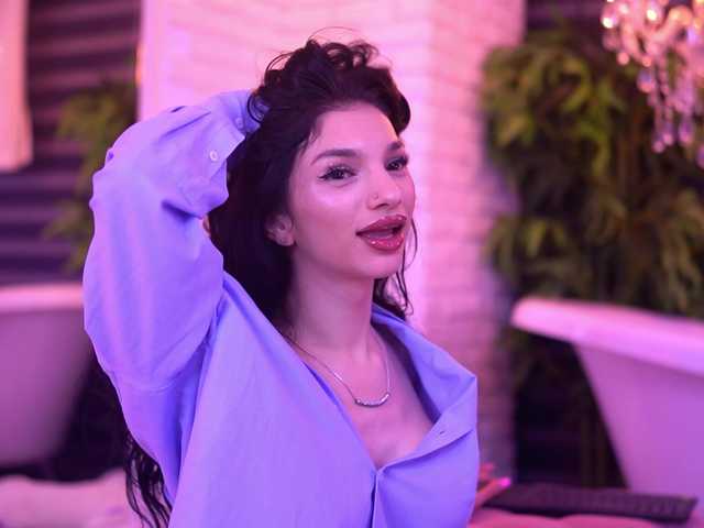 NyssaSky's BongaCams show and profile