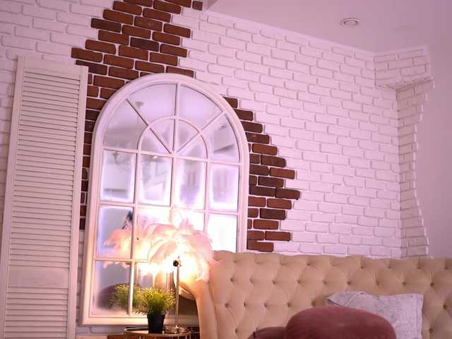 NyssaSky's BongaCams show and profile