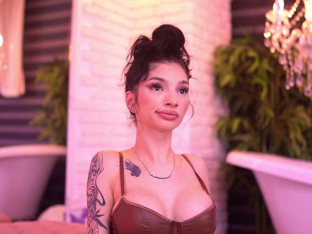 NyssaSky's BongaCams show and profile