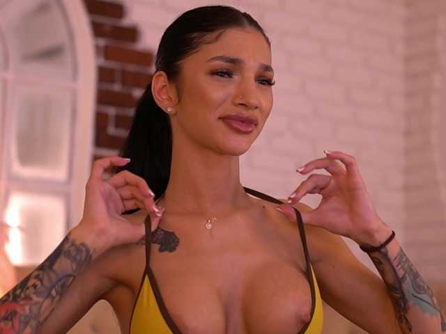 NyssaSky's BongaCams show and profile