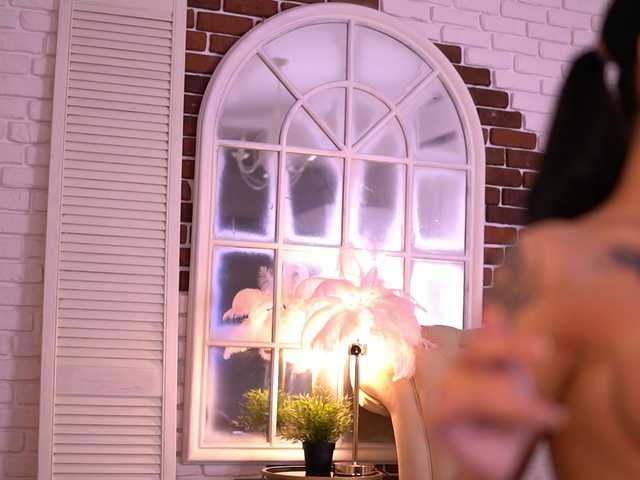 NyssaSky's BongaCams show and profile