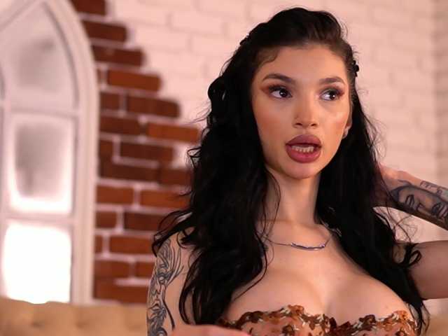 NyssaSky's BongaCams show and profile