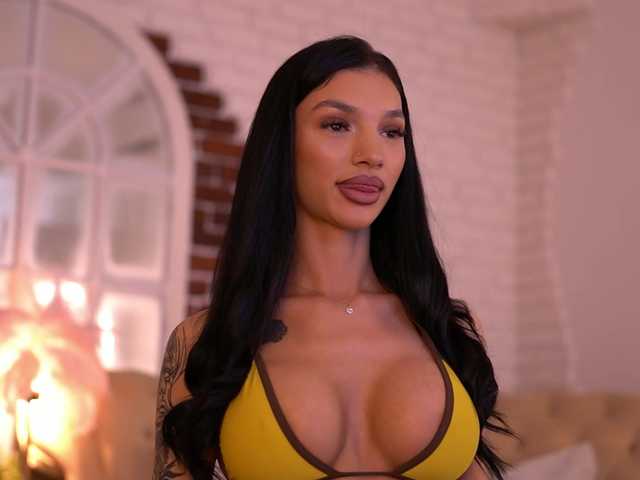 NyssaSky's BongaCams show and profile