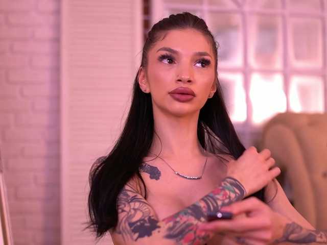 NyssaSky's BongaCams show and profile