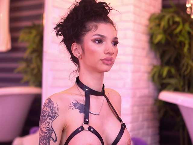 NyssaSky's BongaCams show and profile