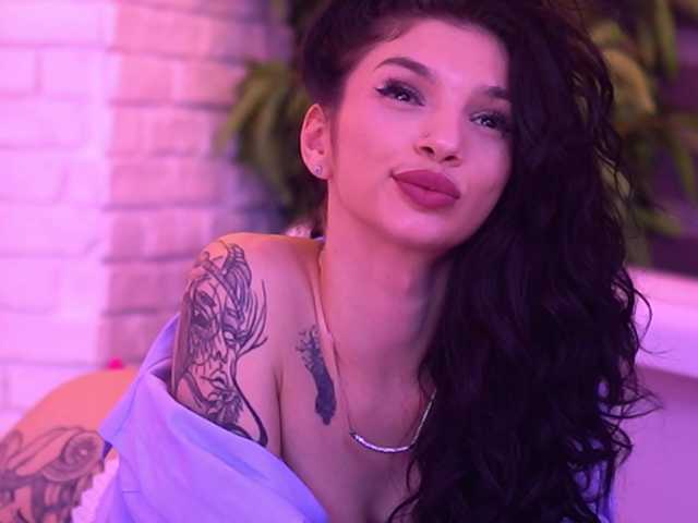 NyssaSky's BongaCams show and profile