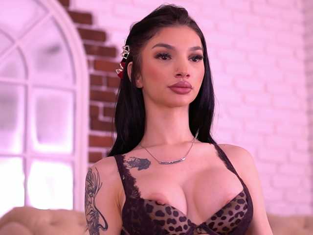 NyssaSky's BongaCams show and profile