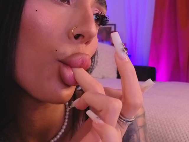 KimNaty webcam bongacams model stream image