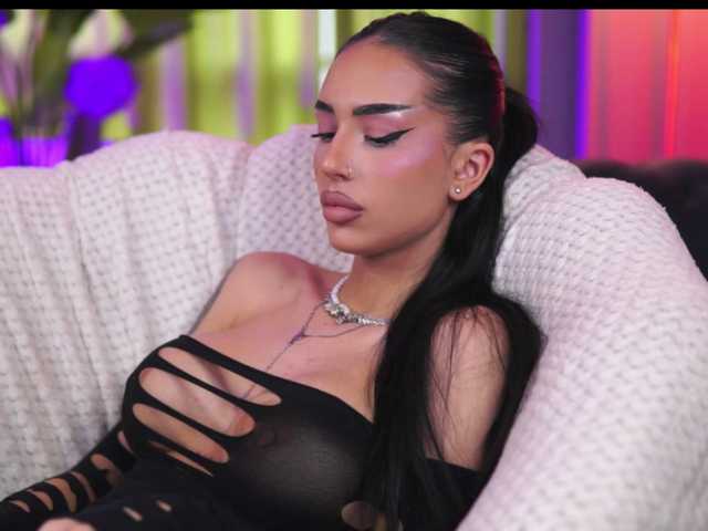 KimNaty's BongaCams show and profile