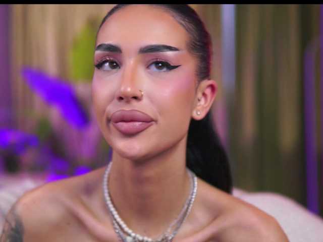 KimNaty's BongaCams show and profile