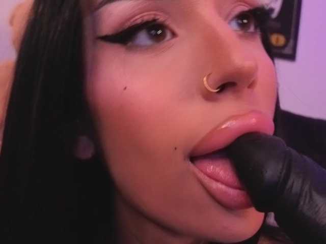 KimNaty webcam bongacams model stream image