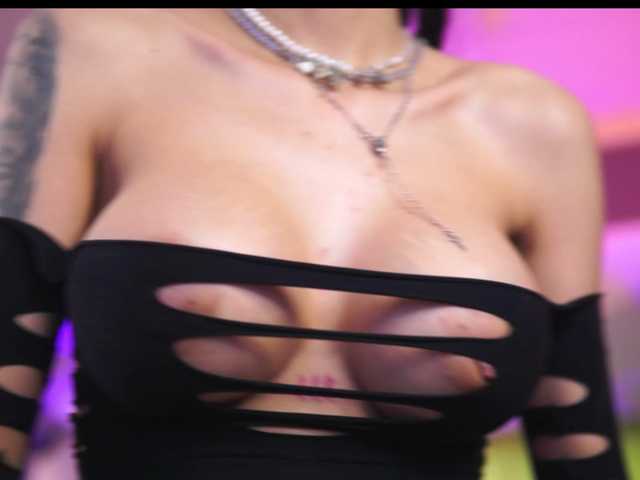 KimNaty's BongaCams show and profile