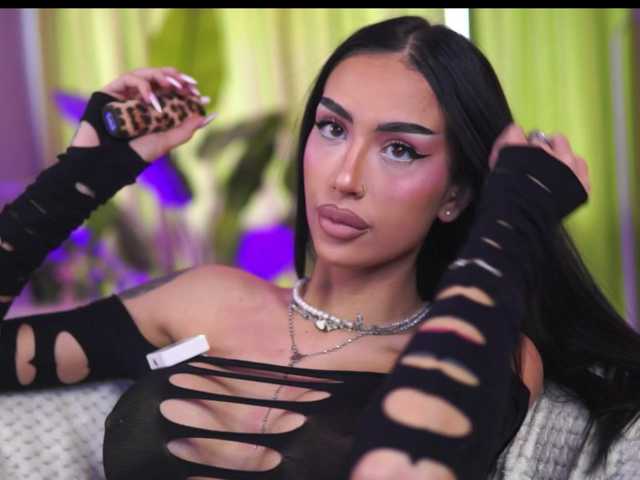 KimNaty's BongaCams show and profile