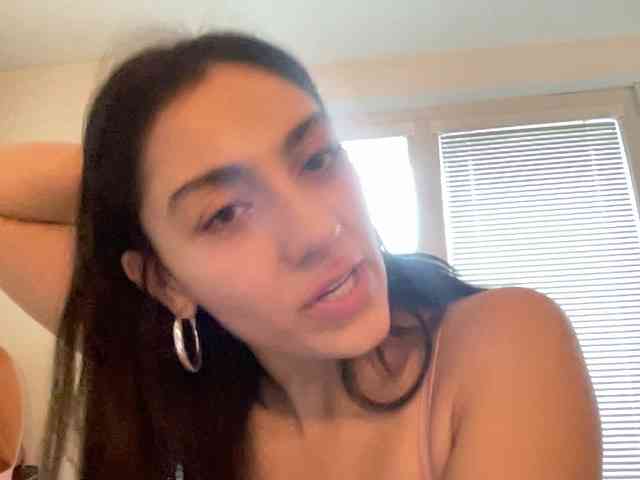 Selena23