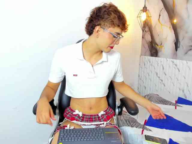 ReneePaz Live Webcam on BongaCams