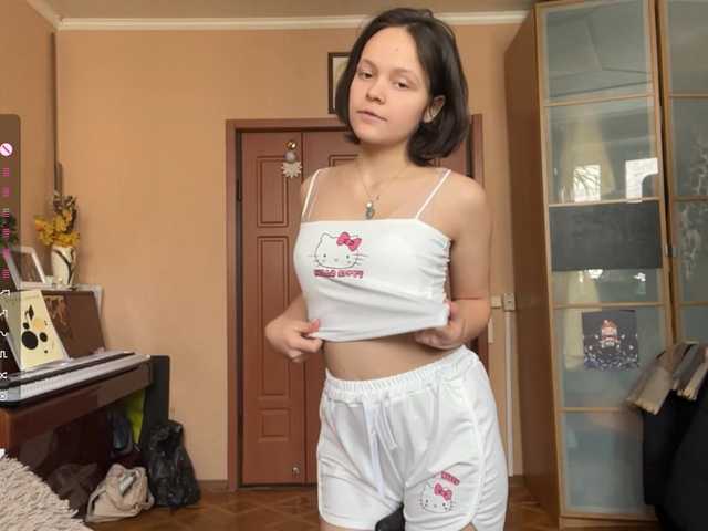 hermina-iloveyou's BongaCams show and profile