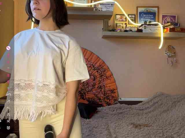 hermina-iloveyou Live Webcam on BongaCams