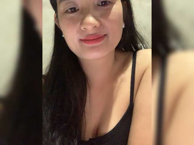 Lily388's BongaCams show and profile