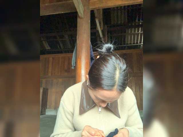 Lily388's BongaCams show and profile