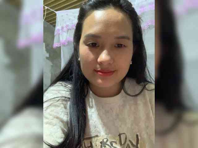 Lily388 Live Webcam on BongaCams