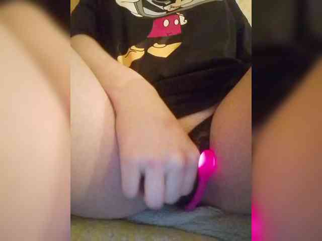 Nepechalka333 webcam