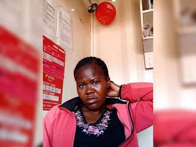 Lola-Jeannetta webcam