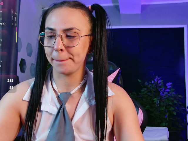 JulietNova's BongaCams show and profile