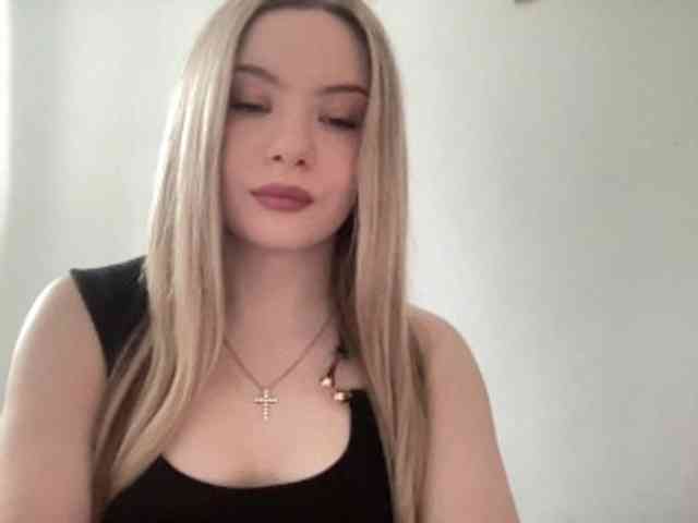 Polishangel222 Live Webcam on BongaCams