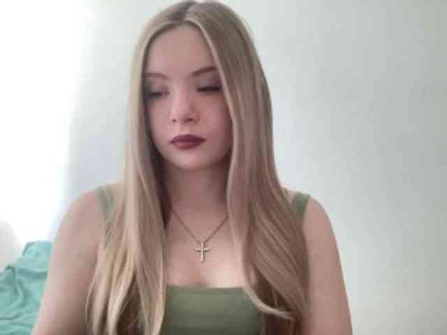 Polishangel222 Live Webcam on BongaCams