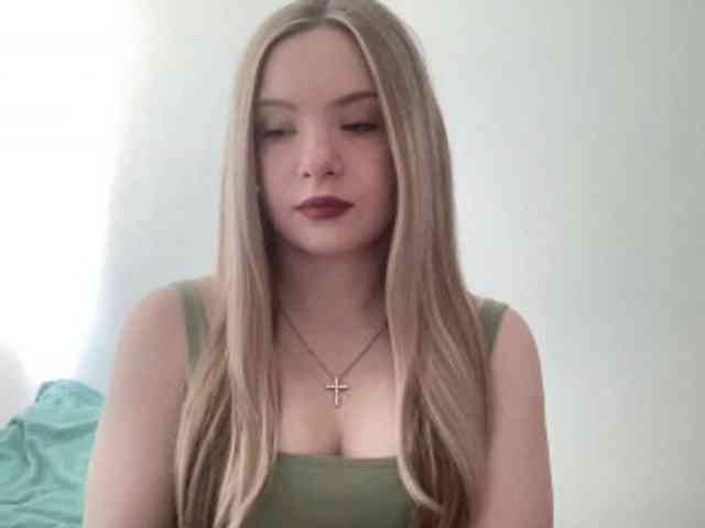 Polishangel222 Live Webcam on BongaCams