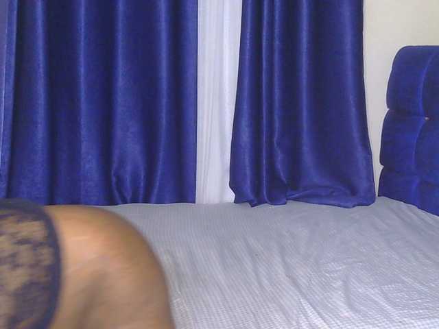 Lucky-doll's BongaCams show and profile